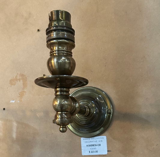 Wellington Decorative Wall Bracket, Old Brass