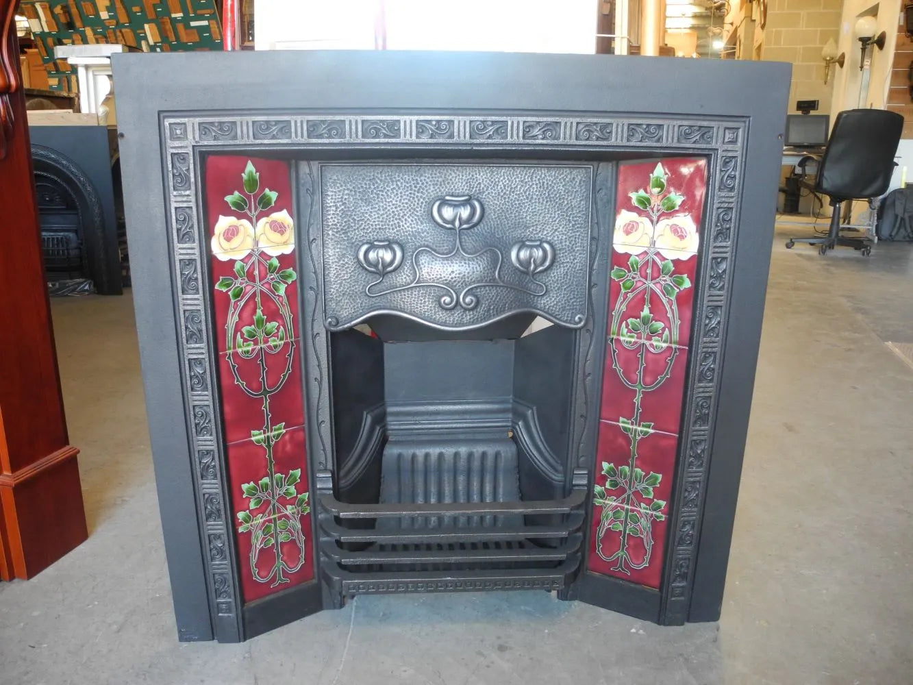 Original Restored 3 Tulips Grate - Original Vintage Salvage Tile