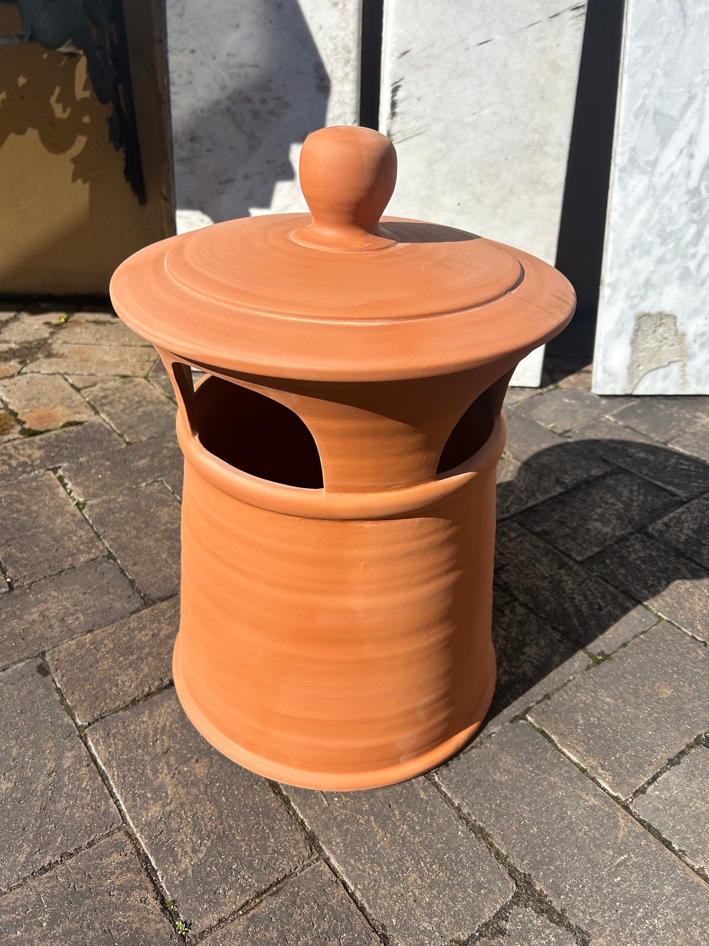 Heritage chimney pots in terracotta and glazed finishes - Chippendale Restorations Sydney