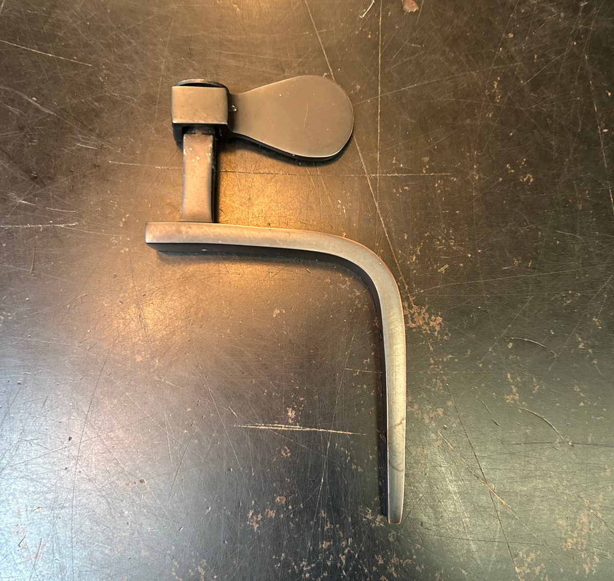 Shutter Retainers - Antique Brass