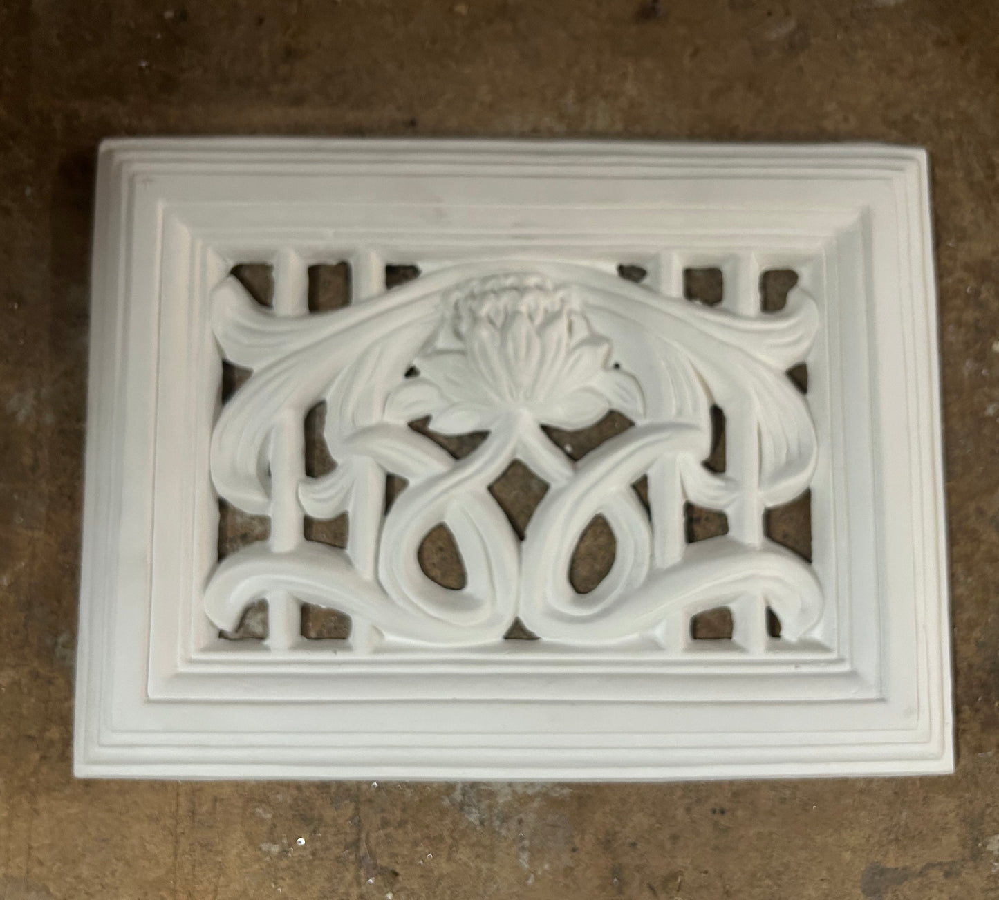 Plaster Vent (Design 11)