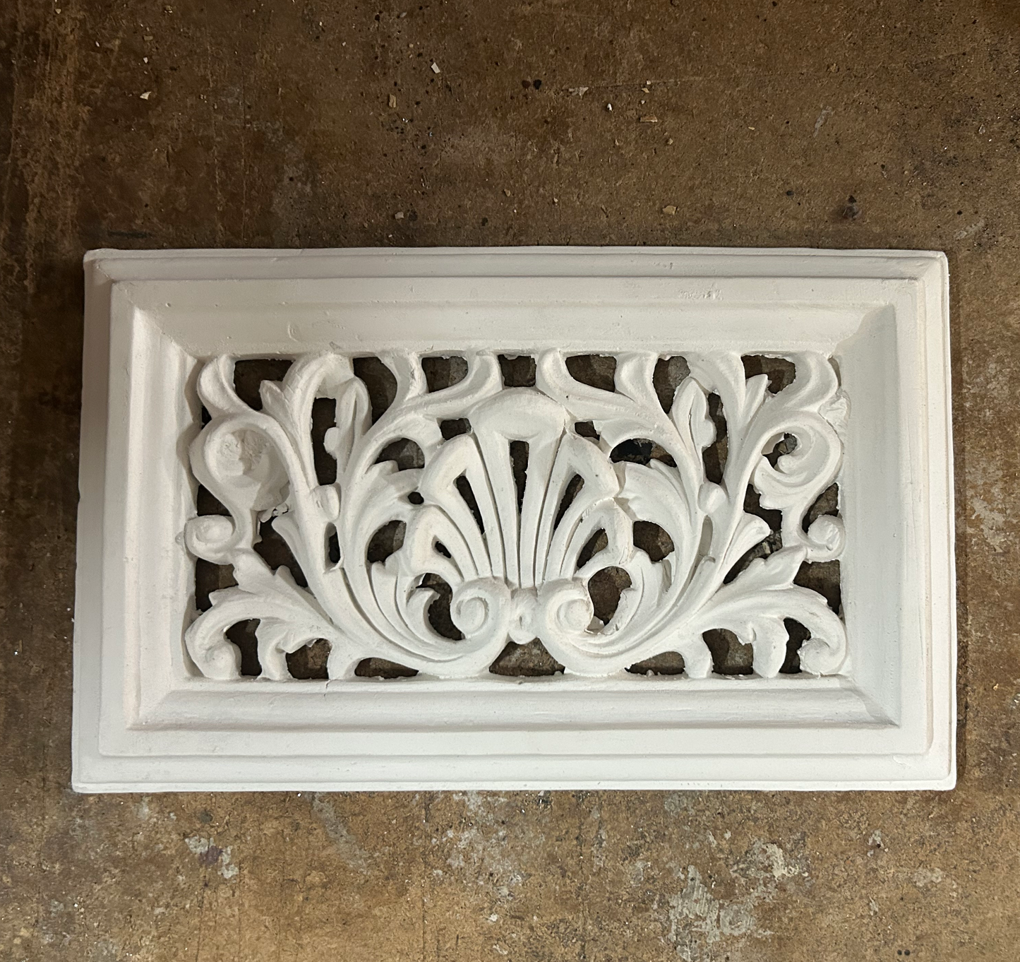Plaster Vent (Design 17)