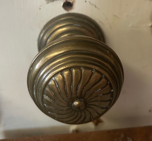 Reeded Centre Door Knob