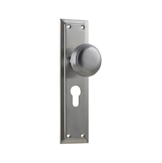 Richmond Door Knob – Long Backplate