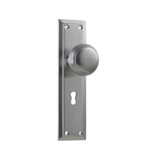 Richmond Door Knob – Long Backplate